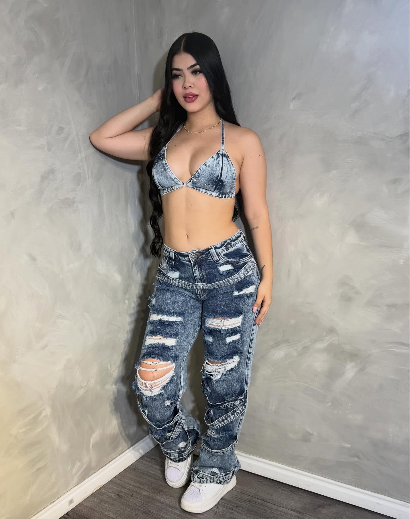 Boutique fashion vss Facebook ad: stock limitado
