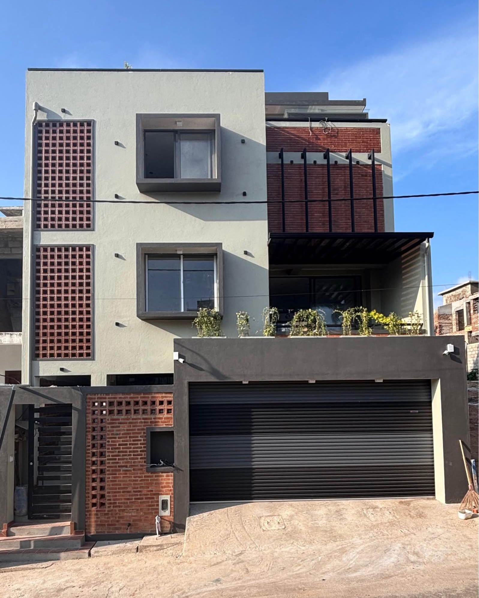 Rasika Sampath Kariyawasam Facebook ad: Katubedda Modern House For Sale