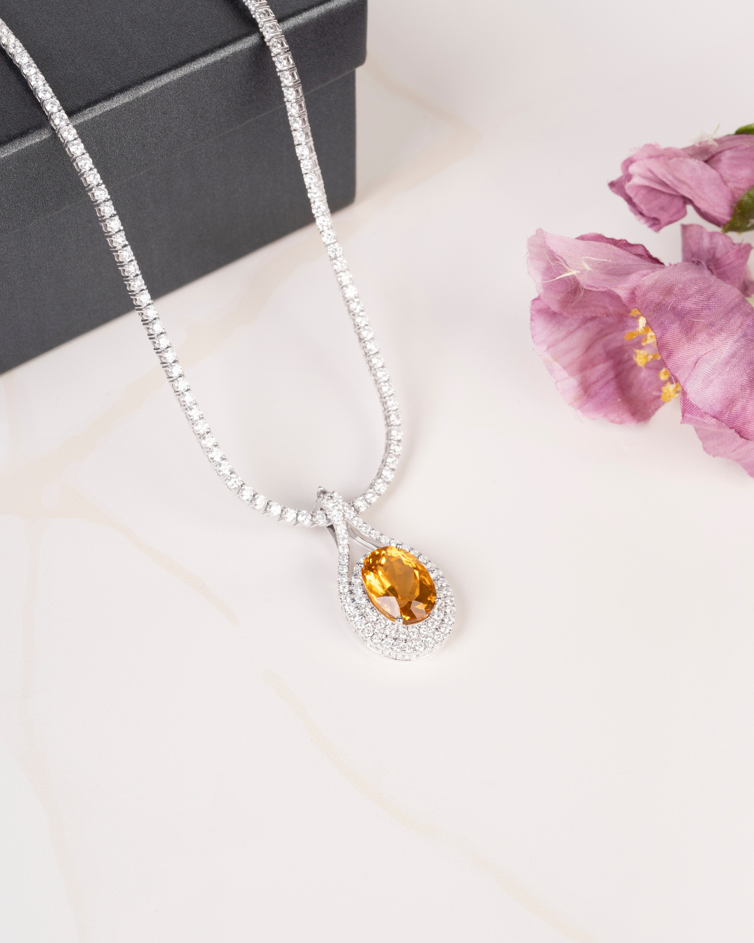 Novita Diamonds Facebook ad: Create a piece of jewellery that’s uniquely yours…