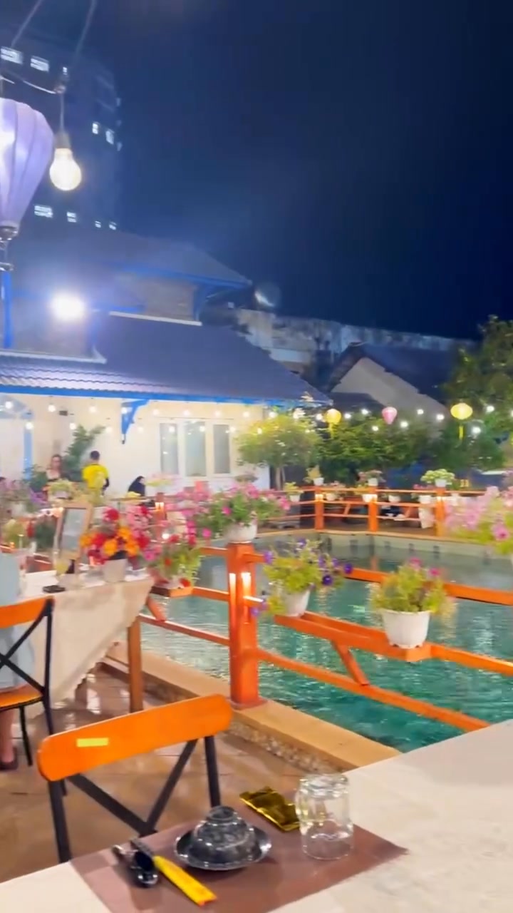 DOHA Garden Facebook ad: 𝐃𝐨𝐡𝐚 𝐆𝐚𝐫𝐝𝐞𝐧, 𝐁𝐮𝐟𝐟𝐞𝐭 𝐇𝐚̉𝐢 𝐒𝐚̉𝐧…