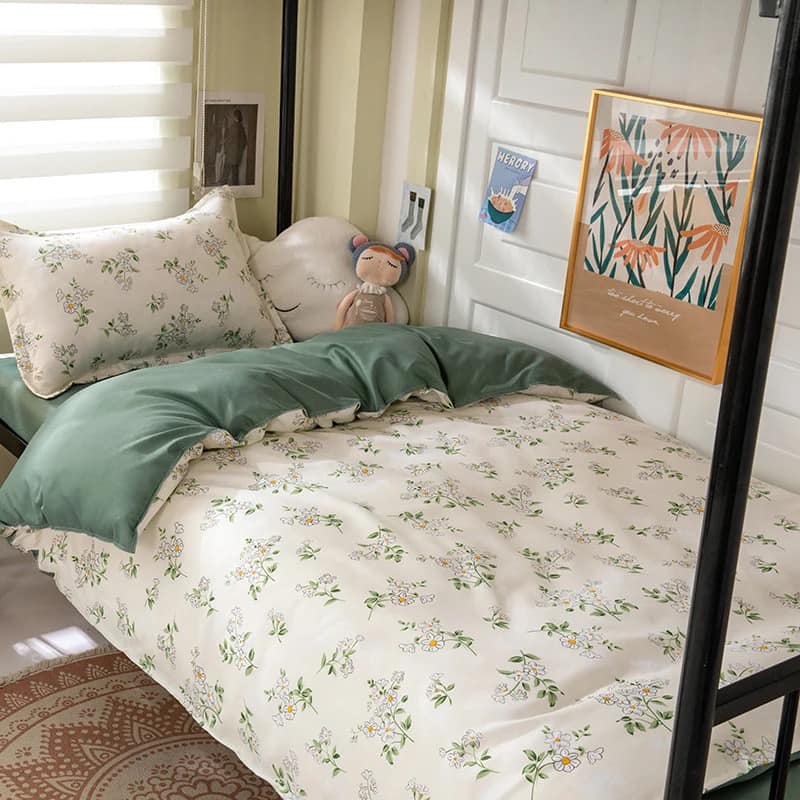 Comfy Beddings Facebook ad