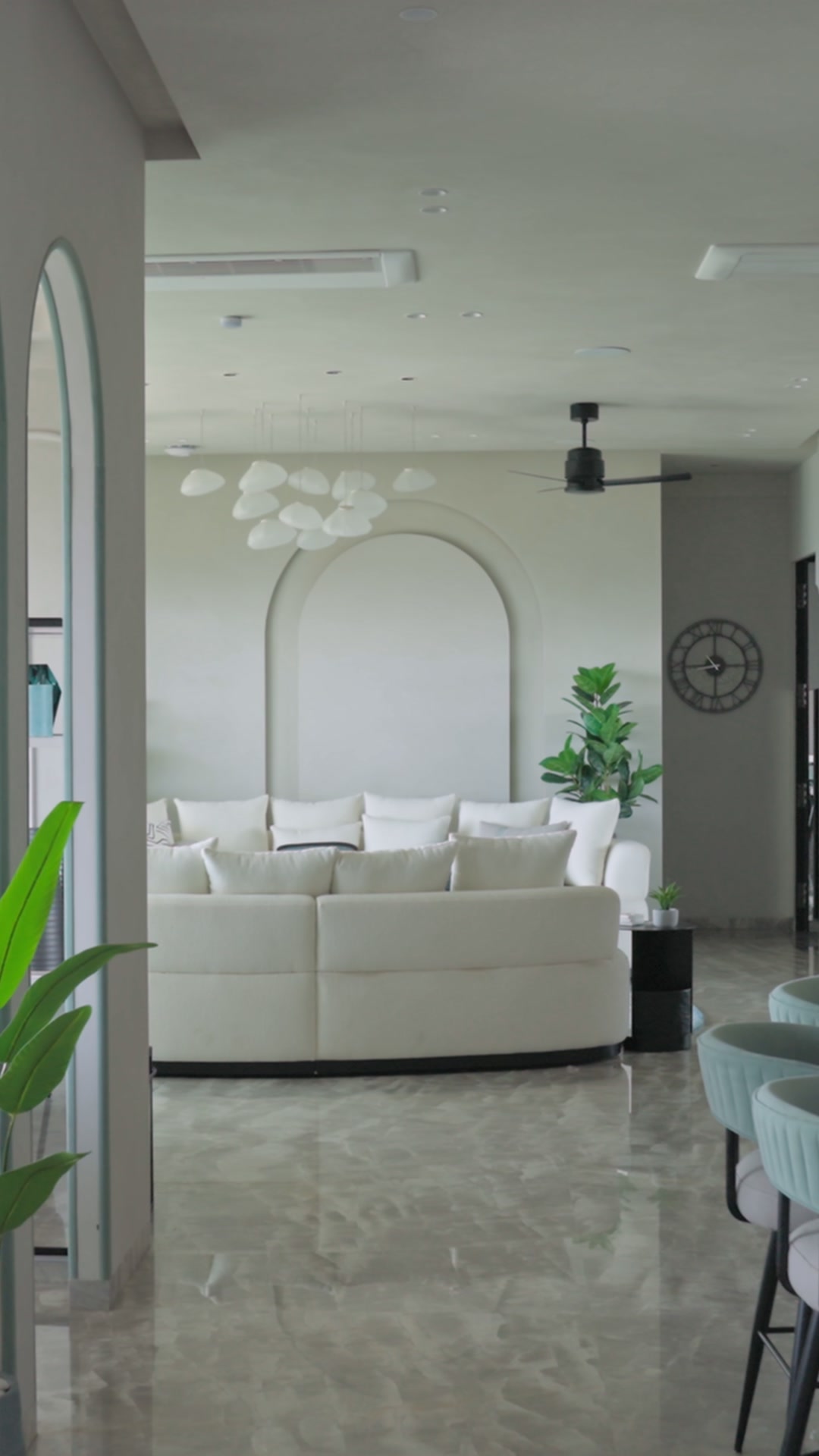 Keus Smart Home Facebook ad: Chat with us