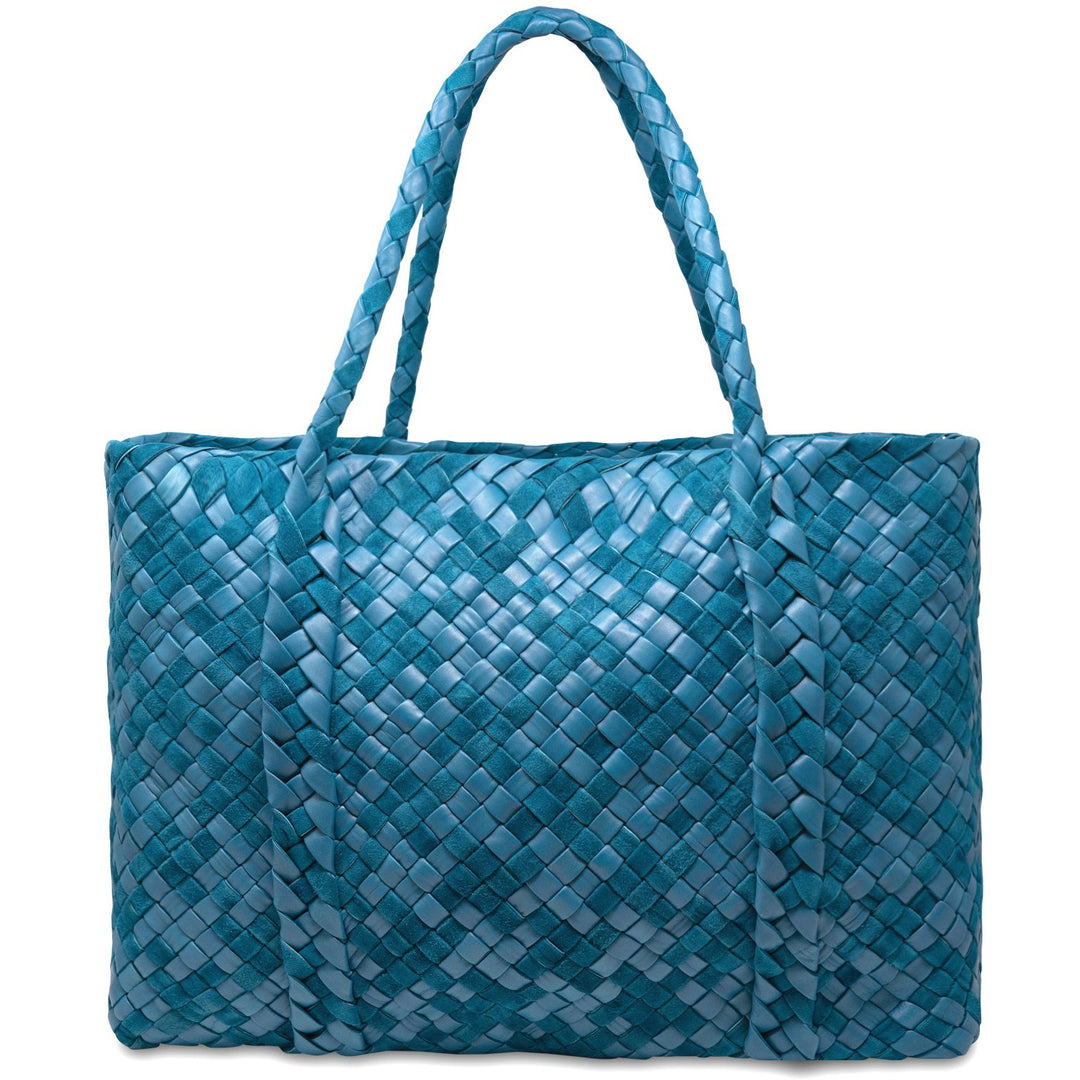 Jennifer Tattanelli Facebook ad: Step into Italian craftsmanship.