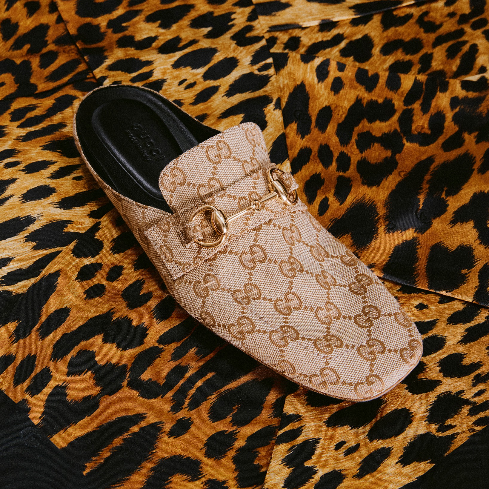 Gucci Facebook ad