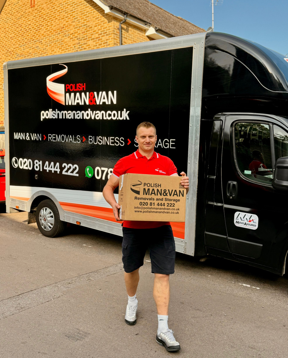 Polish Man & Van Facebook ad: Polish Man & Van - Removals and Storage