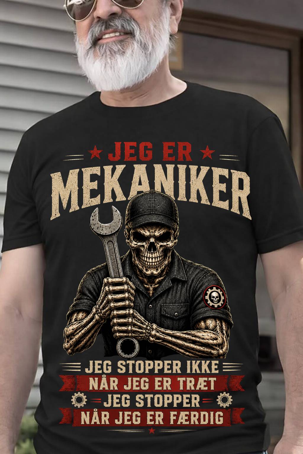 Funny T-shirts Facebook ad: Bestil her: https://shirtol.top/mekanikerdk