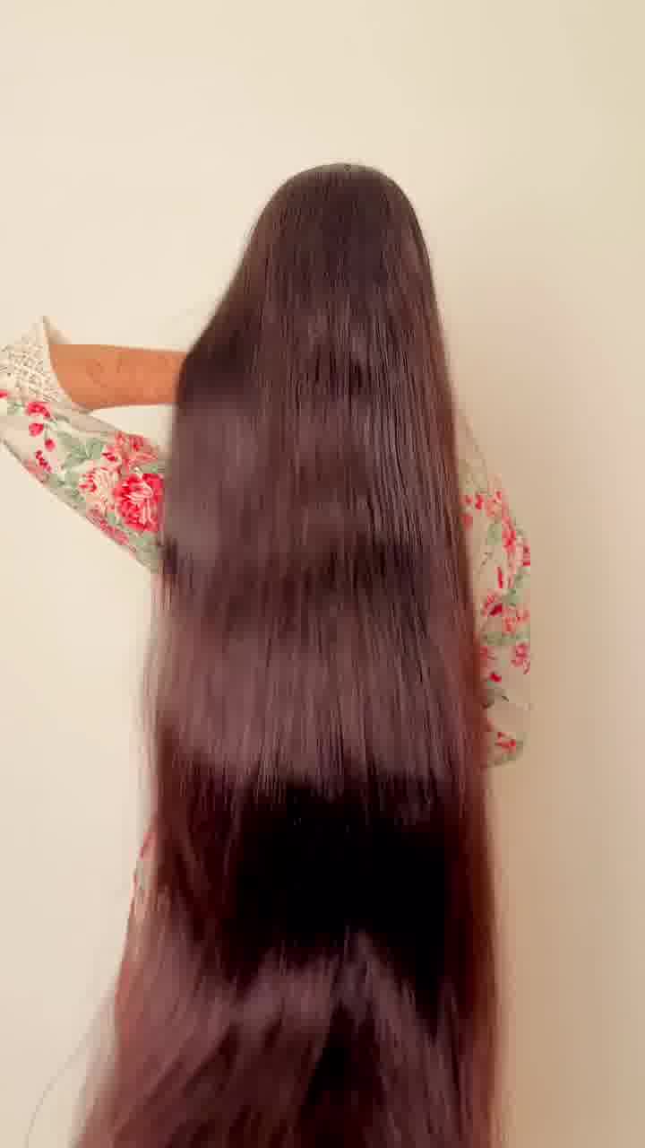 Plix Facebook ad: Stronger Roots, Less Hair Fall!