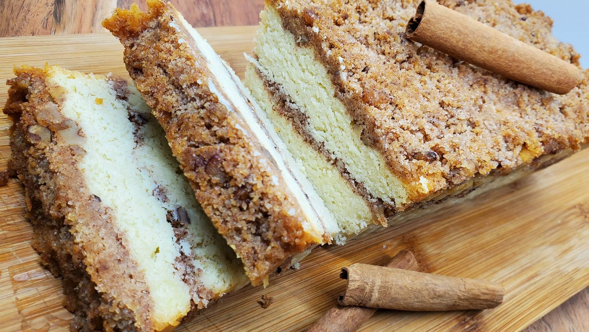 Keto Homemade Bread Facebook ad: Horneamos panes y ponqués con harinas de almendra…