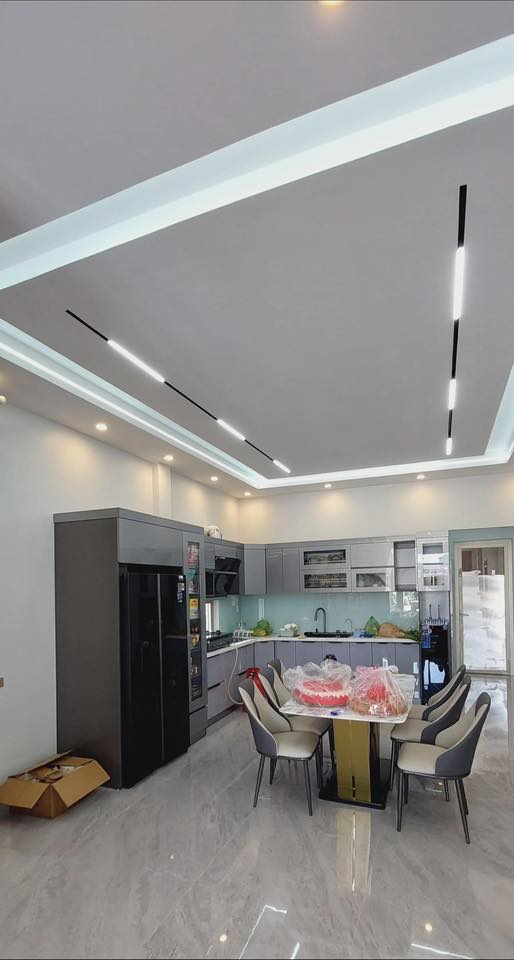 AVM Led Facebook ad: Phân phối sỉ, lẻ ray nam châm toàn…