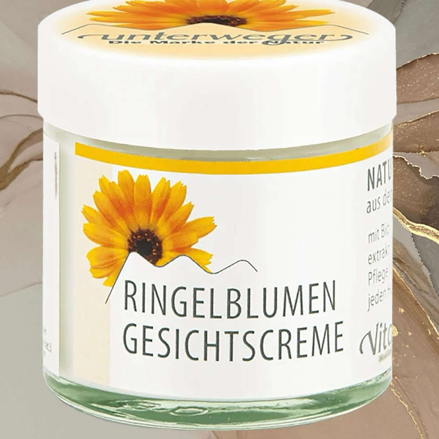 Öko-Essentials Onlineshop Facebook ad: Hochwertige natürliche Produkte für deine Haut.