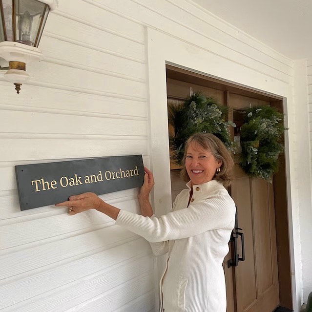 The Bespoke Sign House Facebook ad