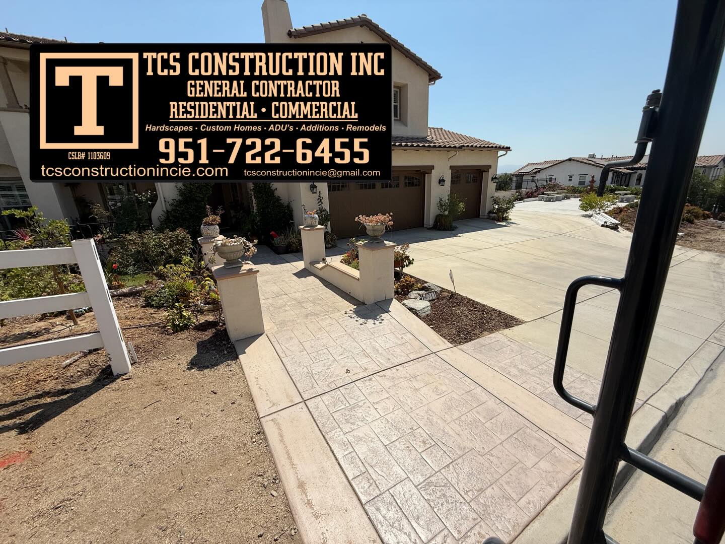 TCS Construction Facebook ad: Chat in Messenger