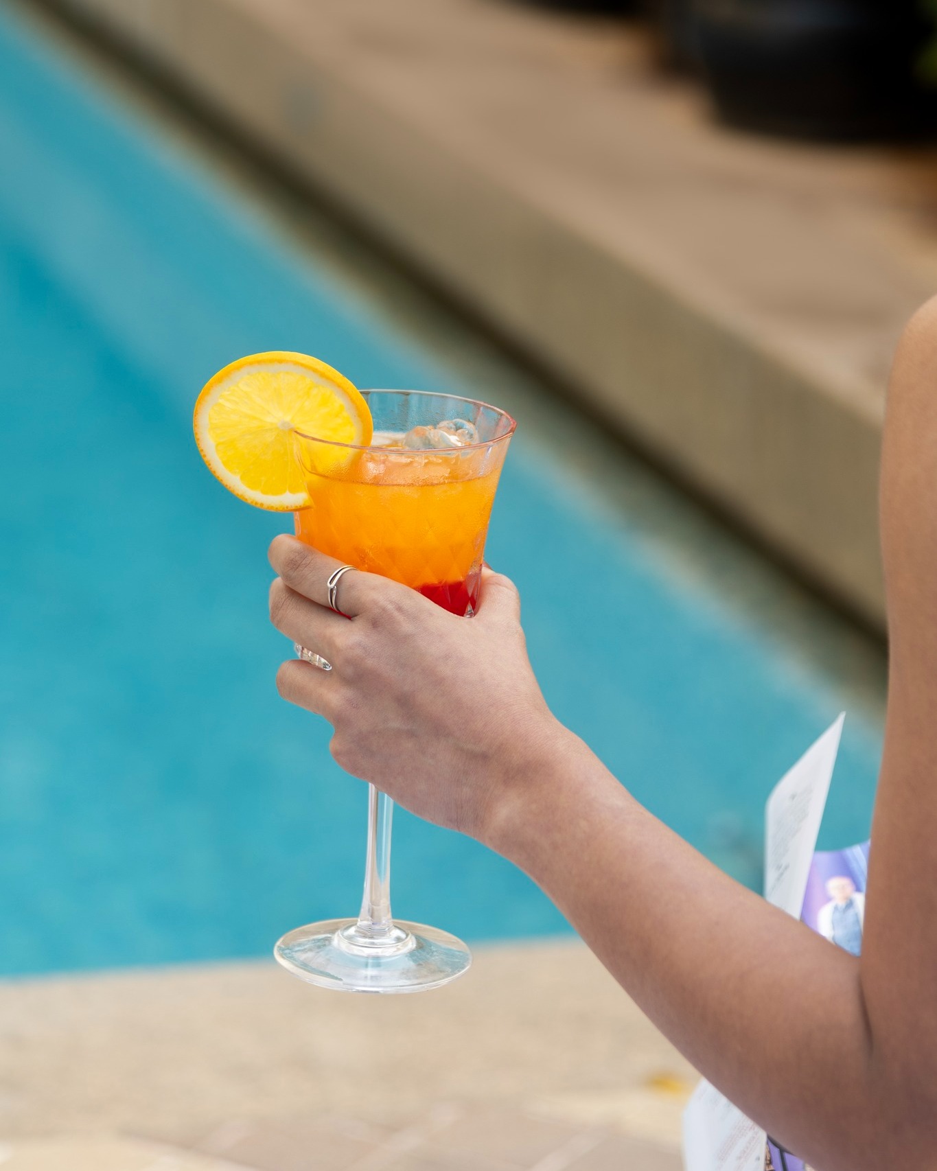 Fariyas Hotel Mumbai Facebook ad: Sun in your hair, cocktail in hand, water…