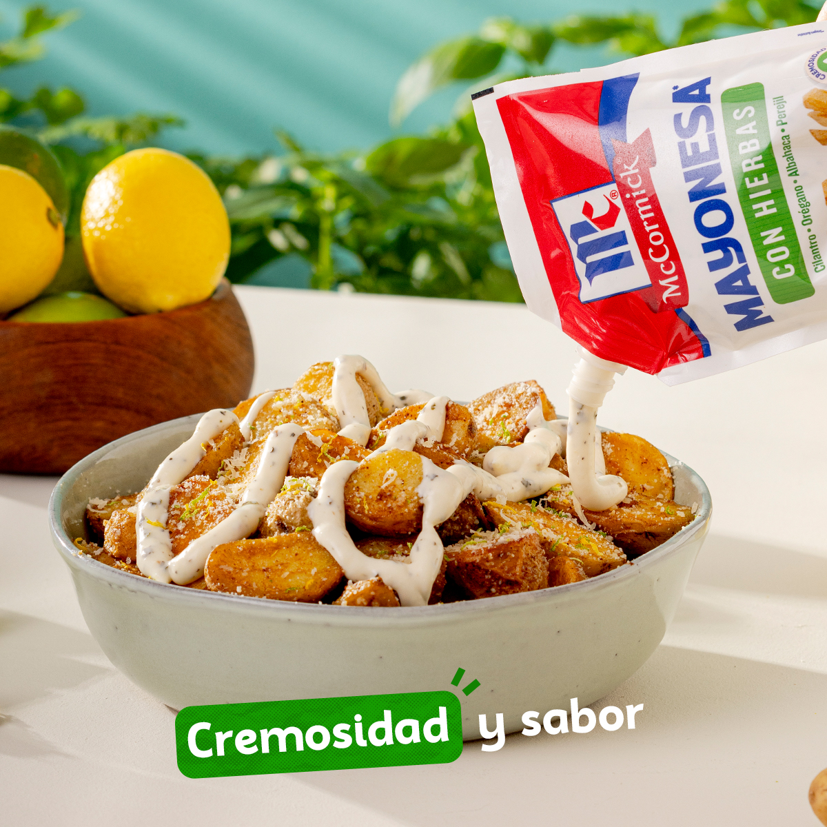 McCormick Centroamérica Facebook ad: Agrégale cremosidad y sabor a tus bowls y…
