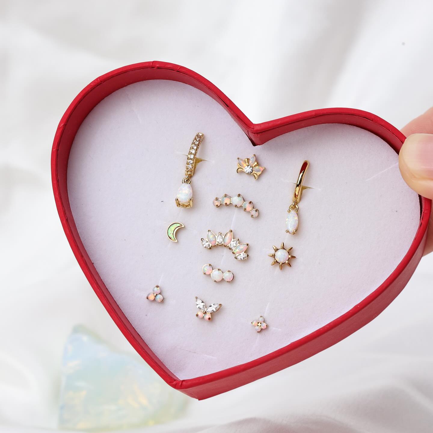Cor Bloom Jewelry Facebook ad