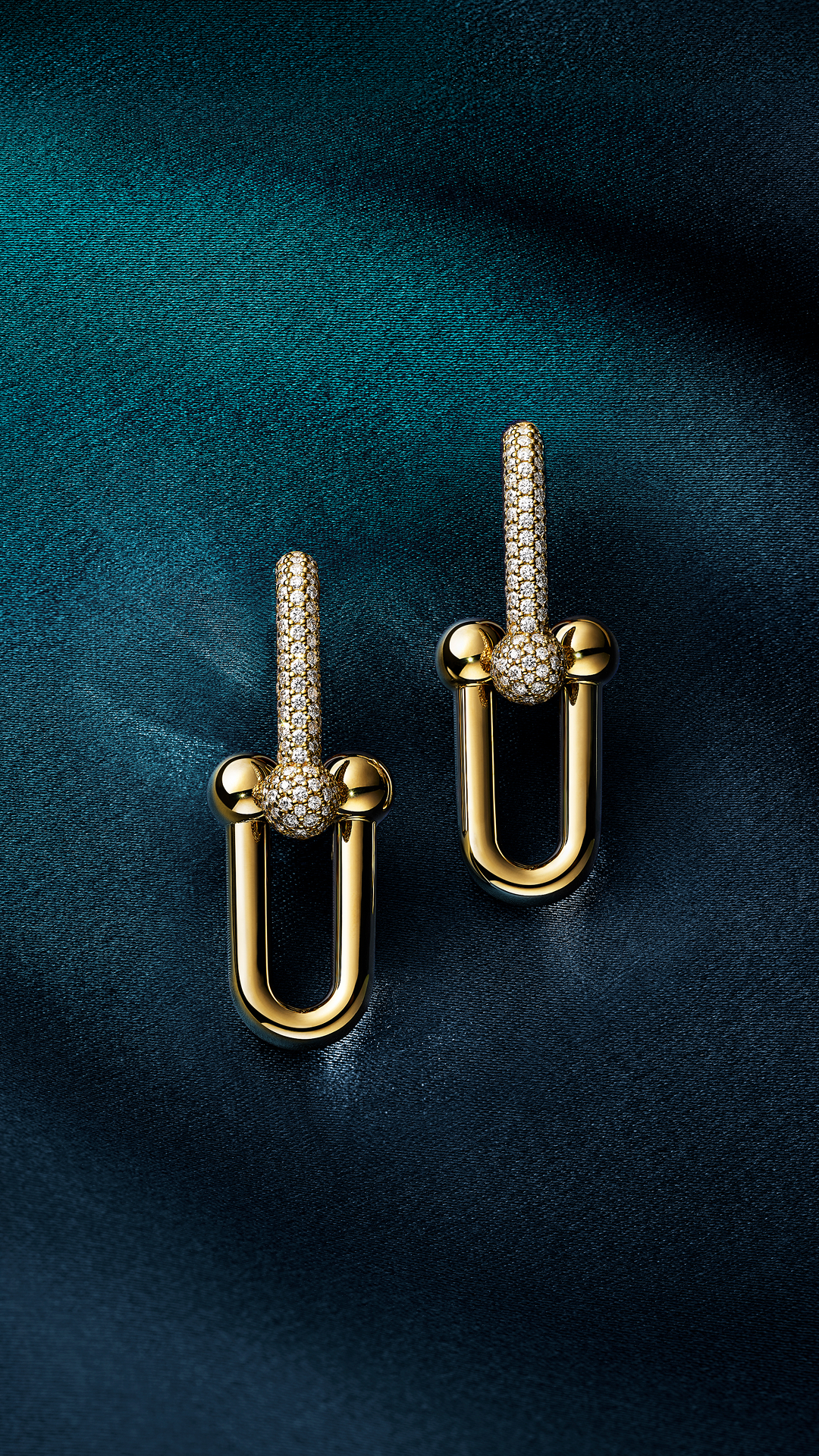 Tiffany & Co. Facebook ad