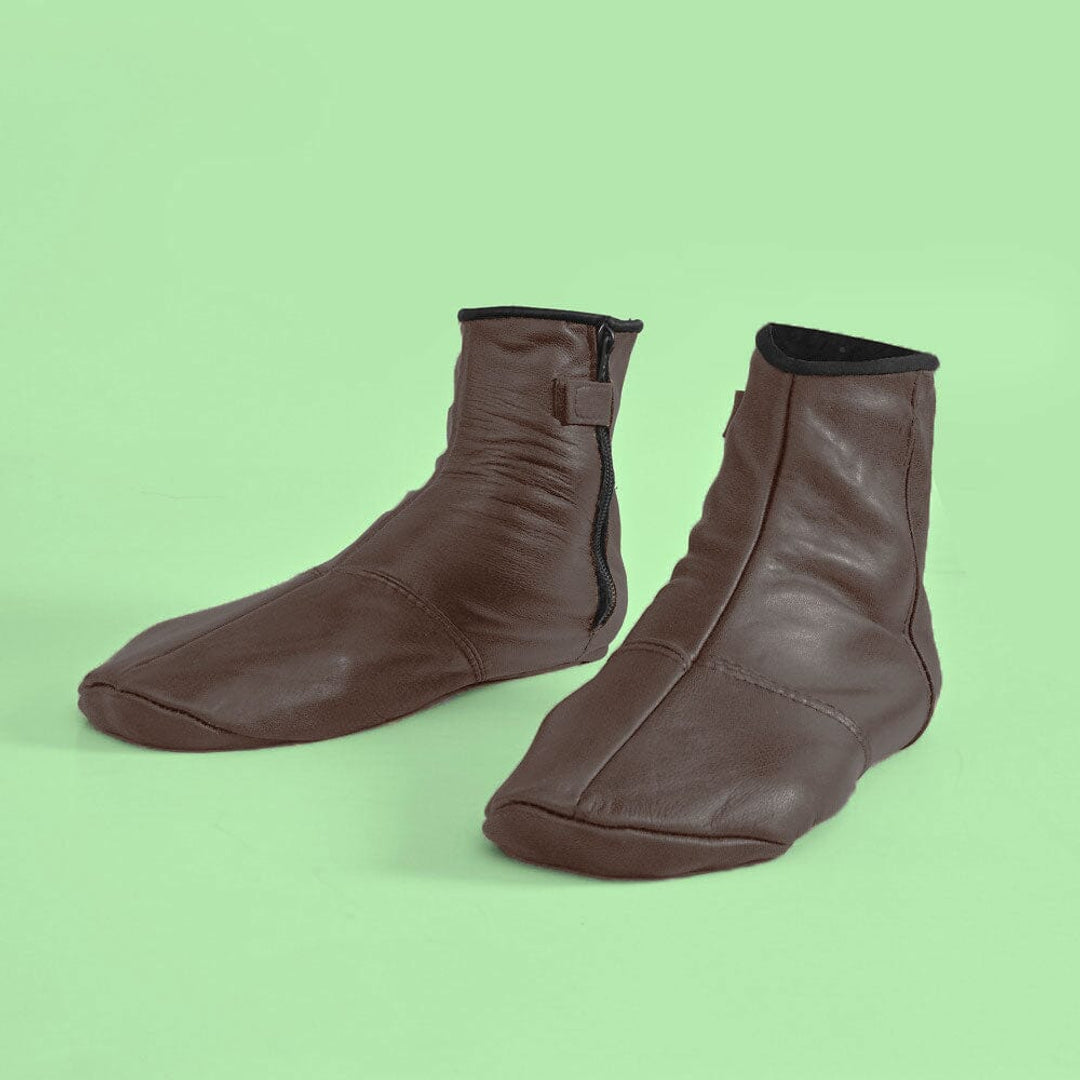 elo Facebook ad: Don't let bad socks ruin a good workout.