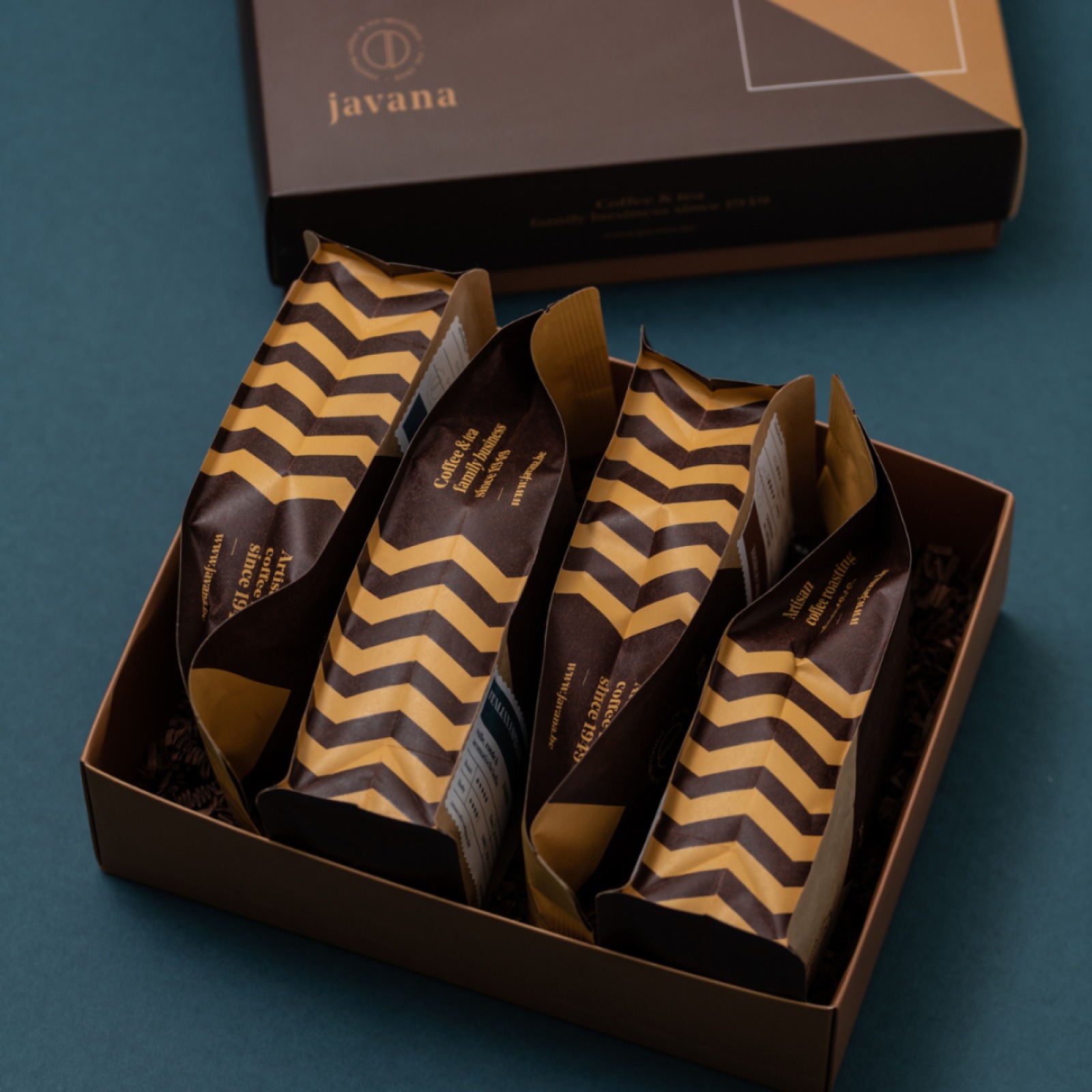 Javana Coffee & Tea Facebook ad: Je kan bijna genieten van onze heerlijke koffie…