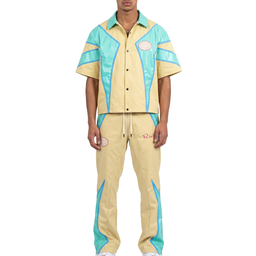 VIE RICHE Facebook ad: Don't Sleep on This