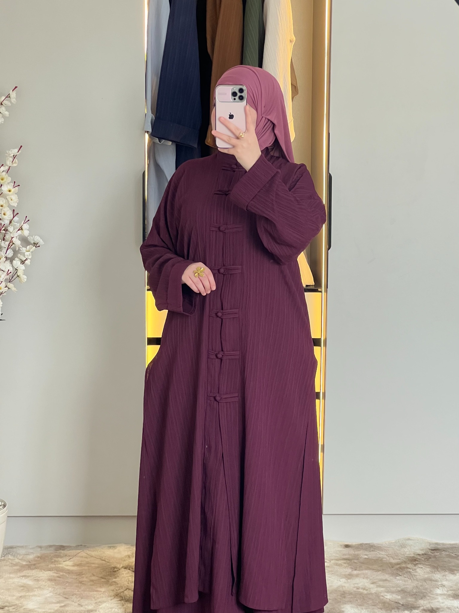 HIJAB SABA حِجَاب سَبأ Facebook ad: طلبات كثيرة، الكمية قليلة اطلبي الآن