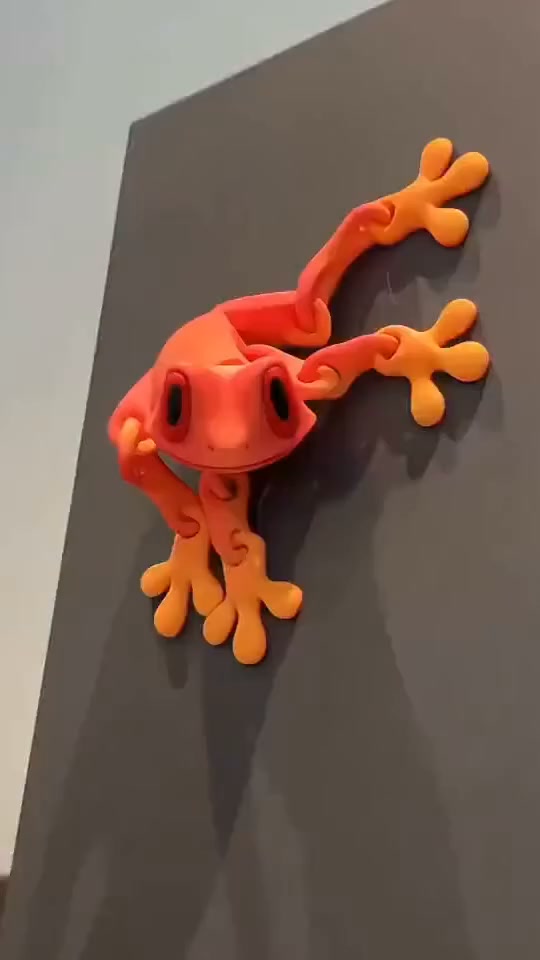 Tiny Dreams UK Facebook ad: #1 Frog Fidget Toy