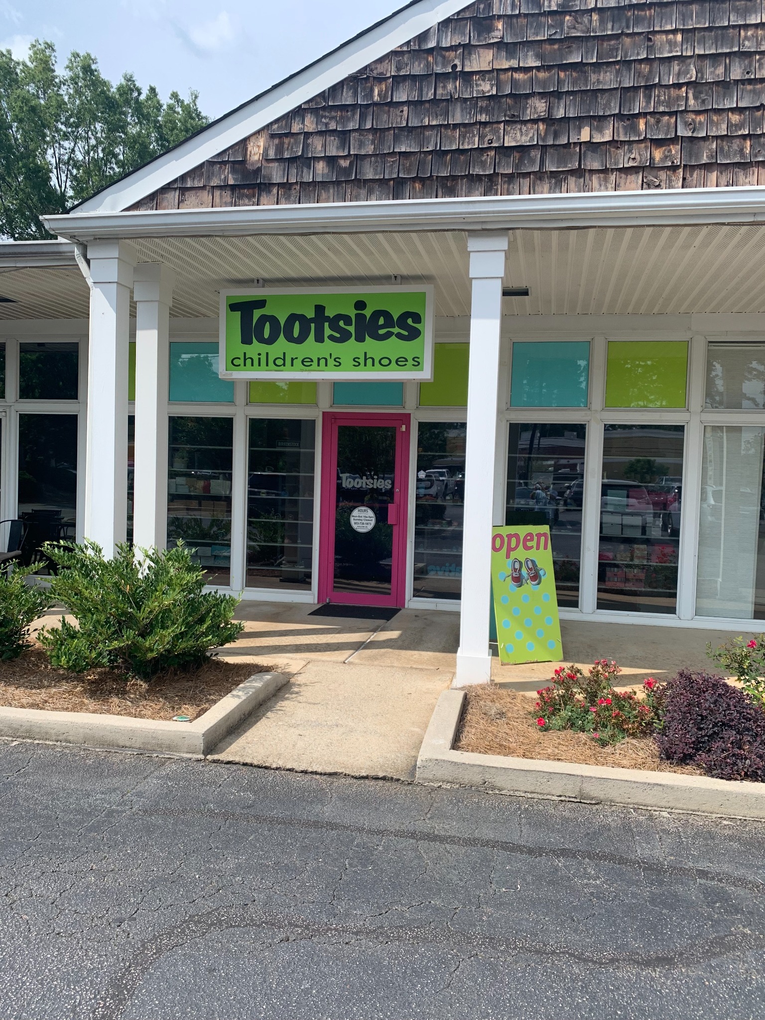 Tootsies Children's Shoes Facebook ad: Full service children's shoe store.