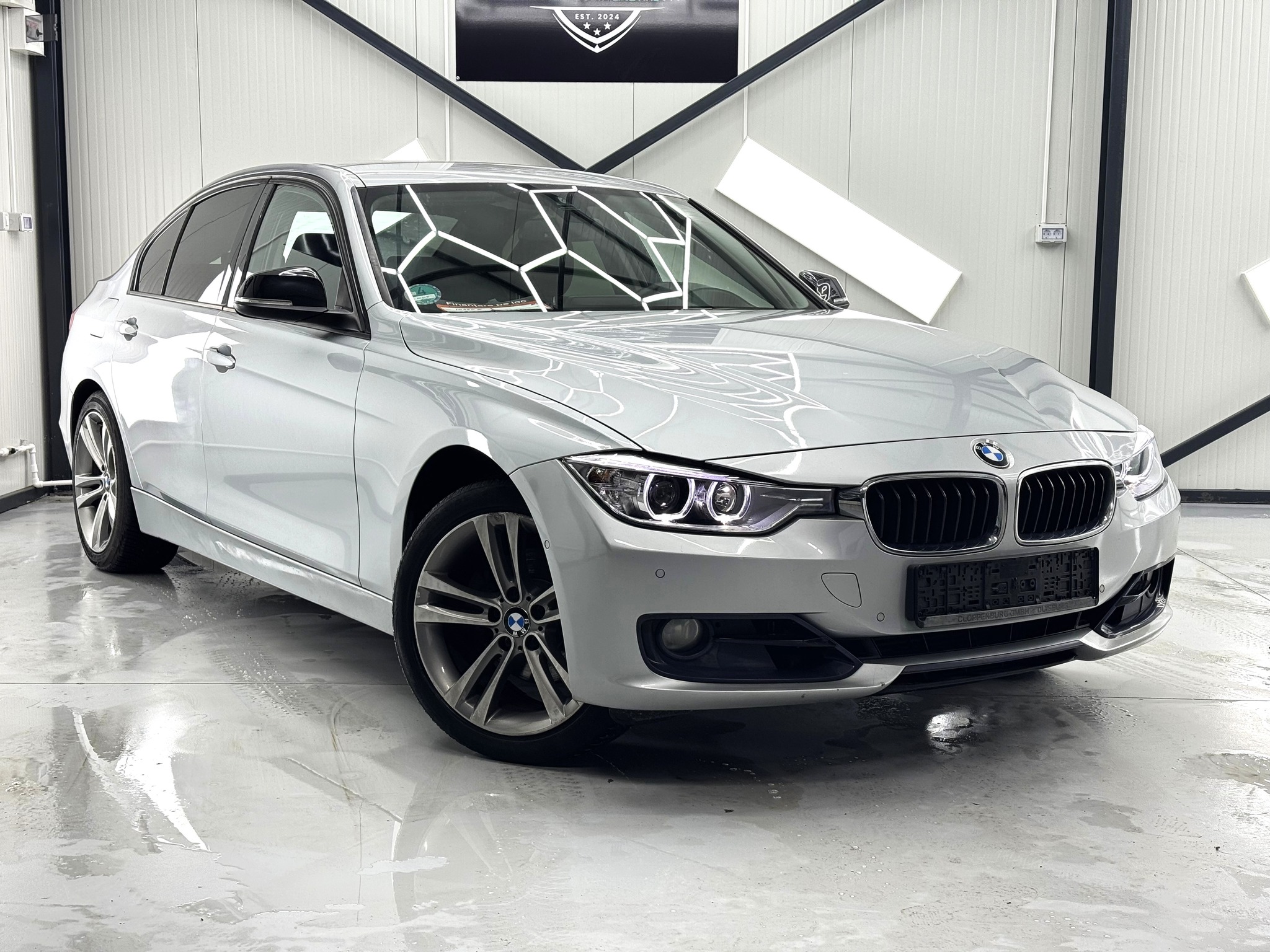 West Cars Auto - Rateautosh.ro Facebook ad