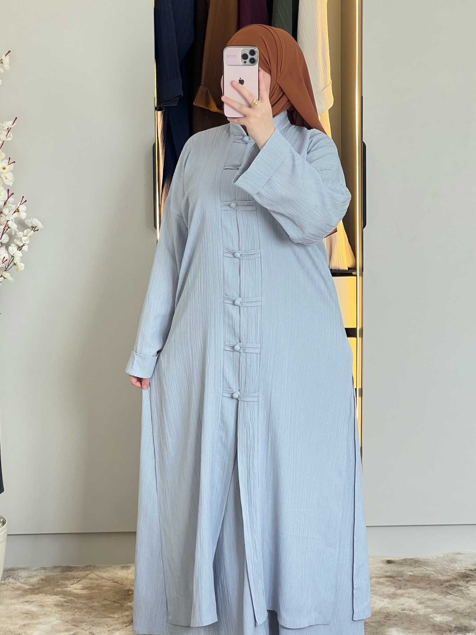 HIJAB SABA حِجَاب سَبأ Facebook ad: طلبات كثيرة، الكمية قليلة اطلبي الآن