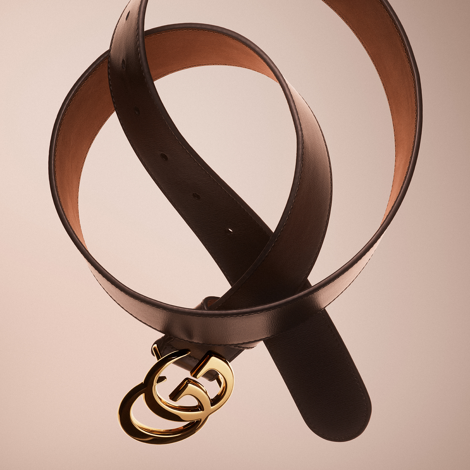 Gucci Facebook ad