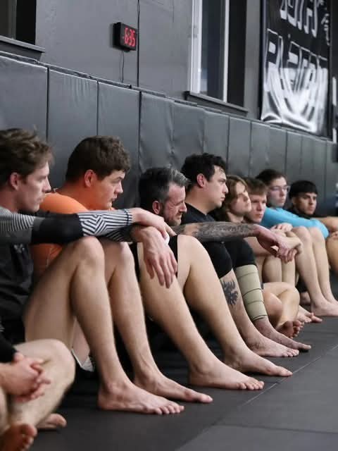 10th Planet Grants Pass Facebook ad: Start Training Today