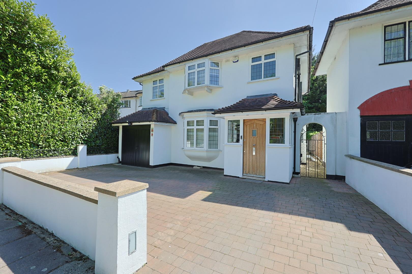 Benjamin Stevens Estate Agents Facebook ad