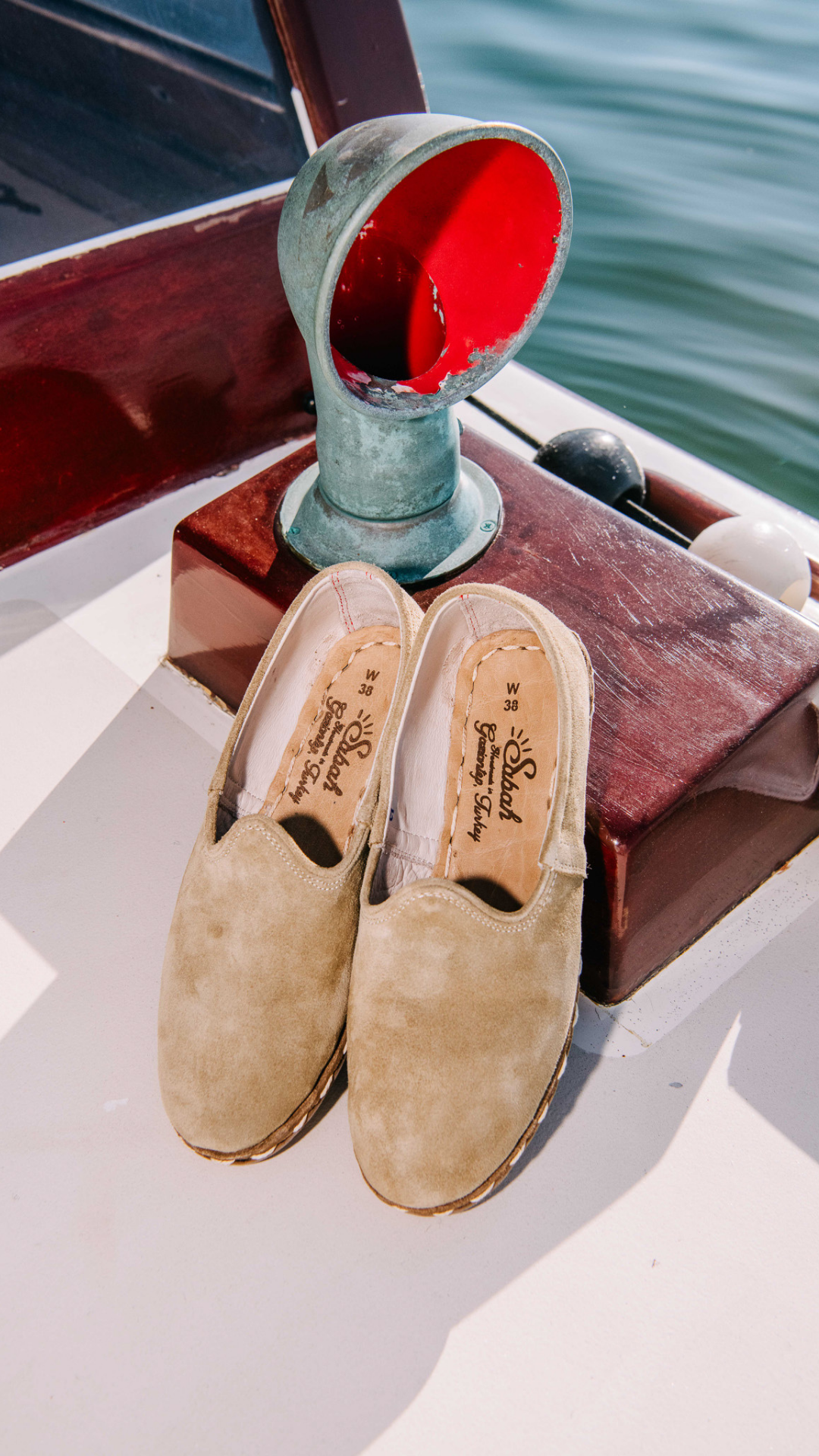 Sabah Shoes Facebook ad: Back For The Summer