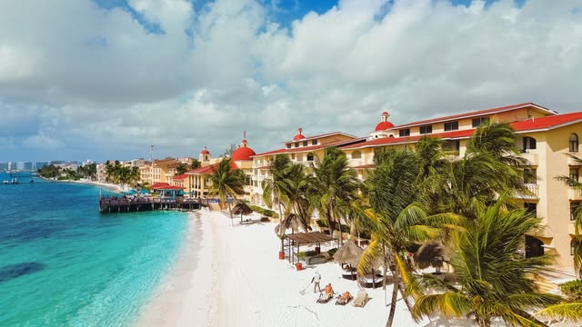 All Ritmo Cancún Resort & Waterpark Facebook ad: Hotel All Ritmo Cancún & Waterpark.