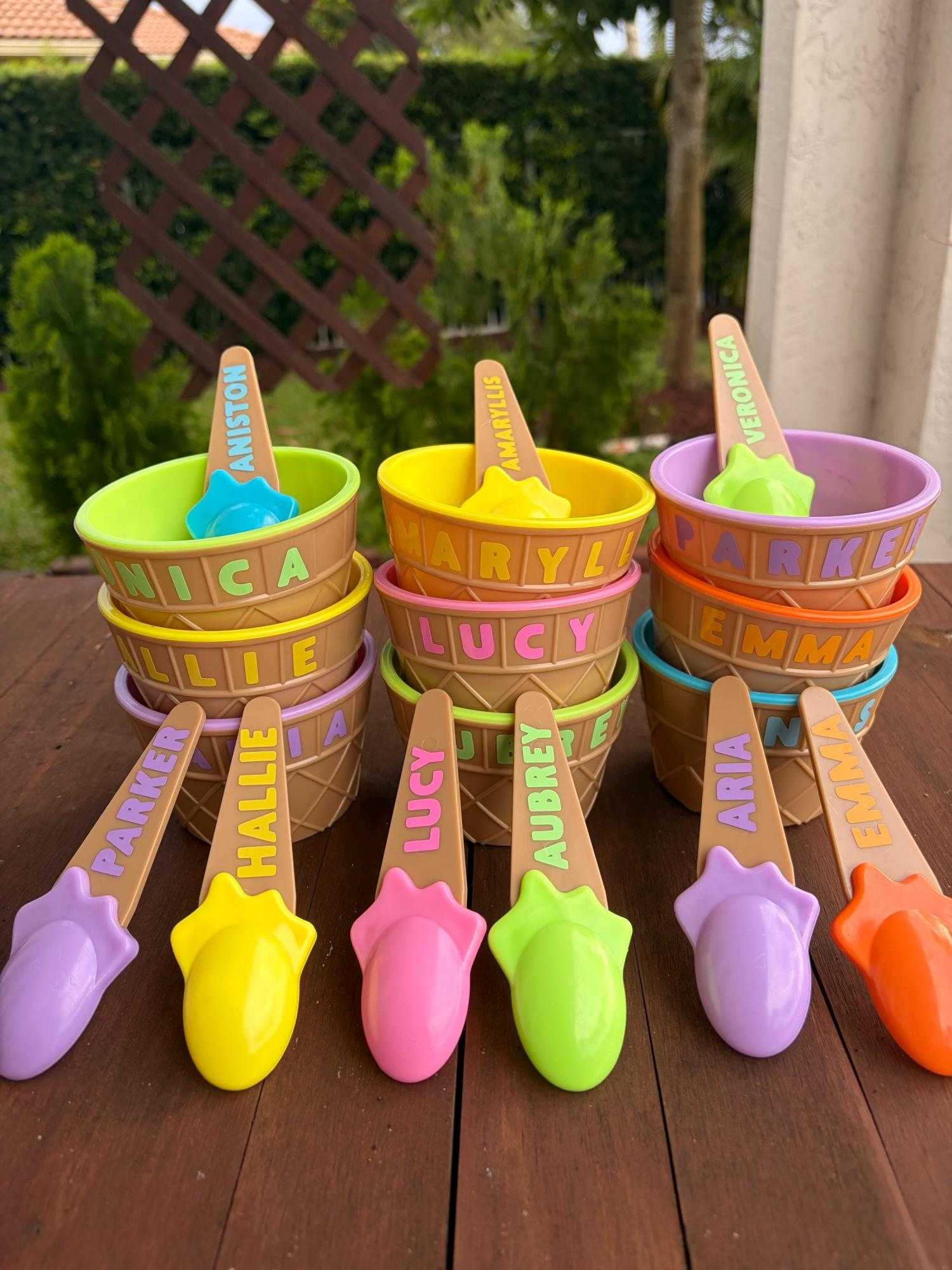 Tailorsgift Facebook ad: Personalized Ice Cream Bowl & Spoon