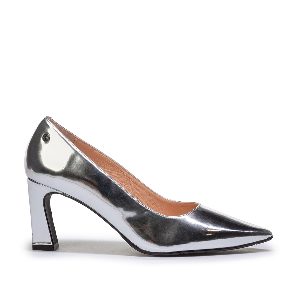 Floris van Bommel Women Facebook ad: Officiële Webshop.