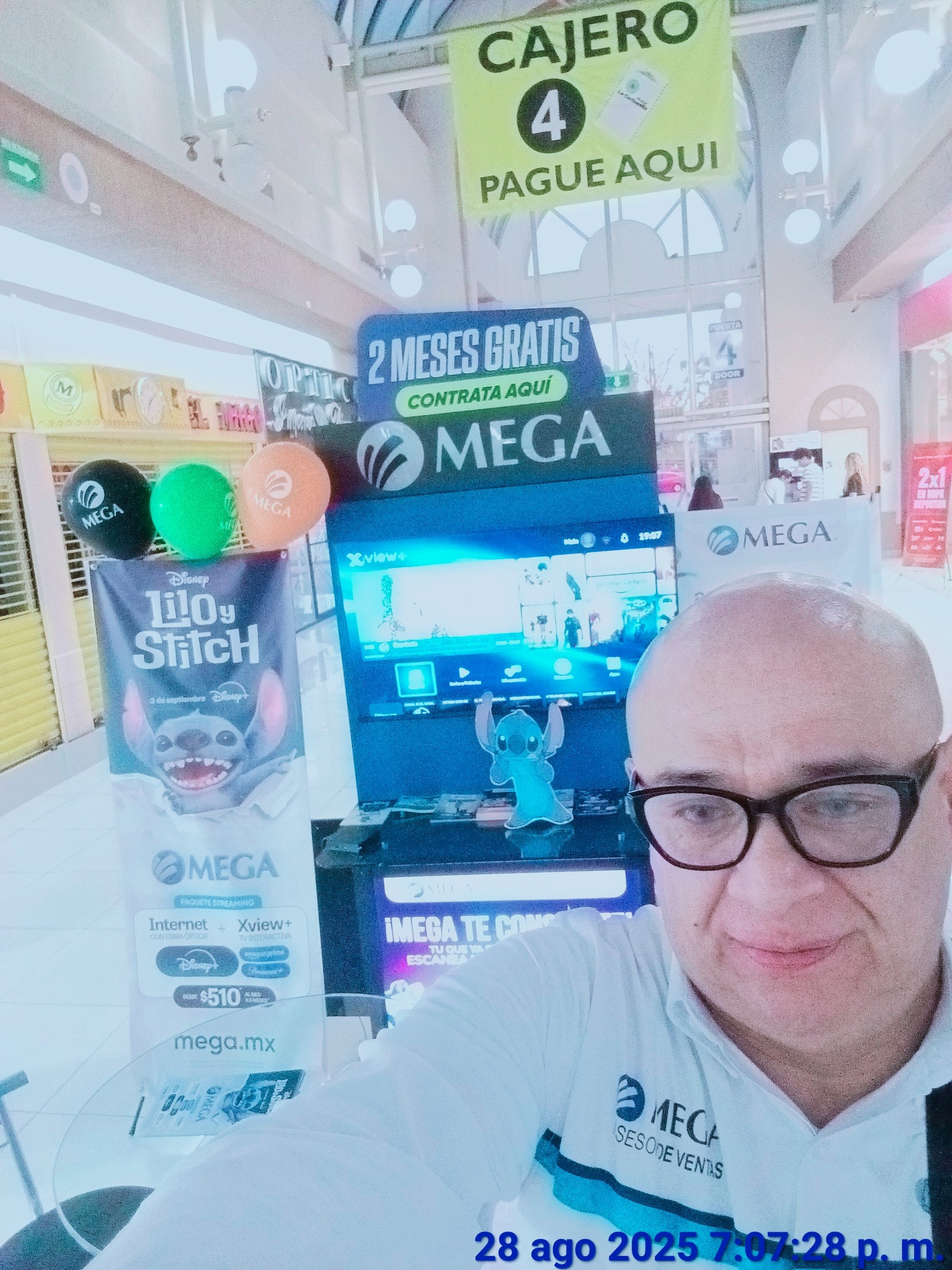 Mega Frank Facebook ad: Internet Simétrico Ilimitado, Cable Telefonia fija…