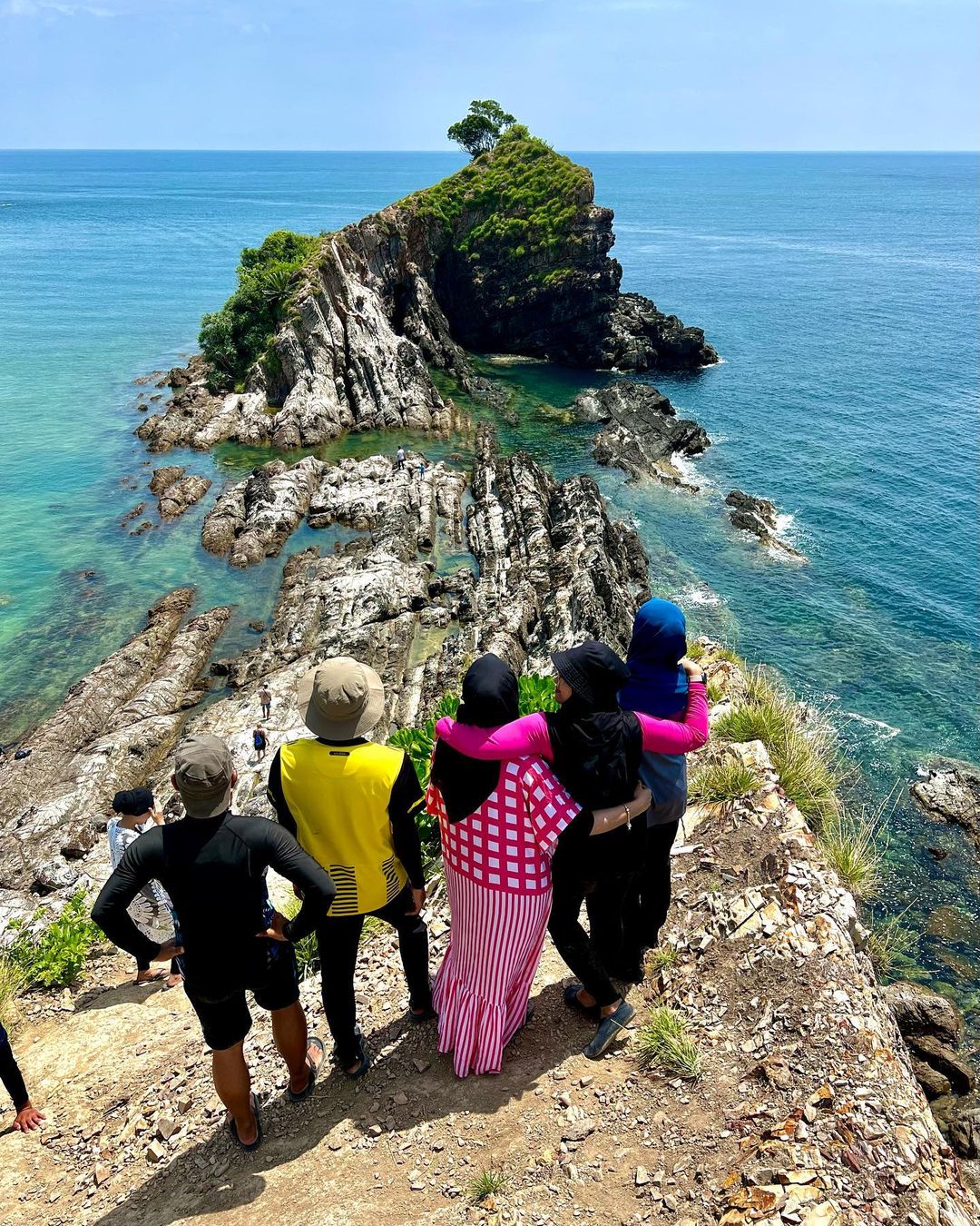 Pulau Kapas Pakej & Pulau Kapas Day Trip Facebook ad: ๐๐๐ฃ๐๐ฆ ๐ ๐๐ฅ๐๐ก๐ ๐ก๐๐ ๐ง๐๐ช๐๐ฅ๐๐๐ก ๐ฃ๐๐๐๐โฆ