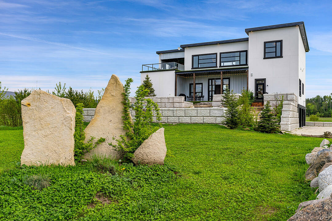 Sotheby's International Realty Canada Facebook ad