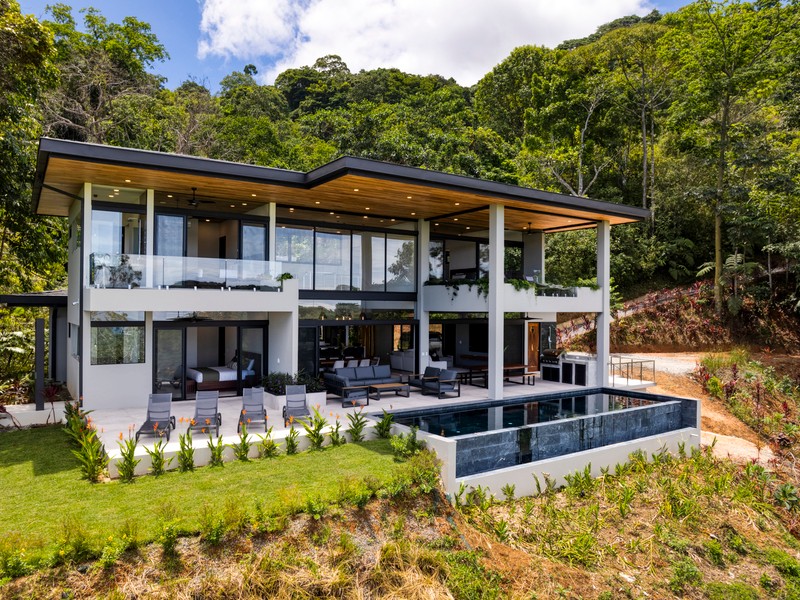 Vesta Group Costa Rica Facebook ad: Discover luxury homes across Costa Rica's most desirable…