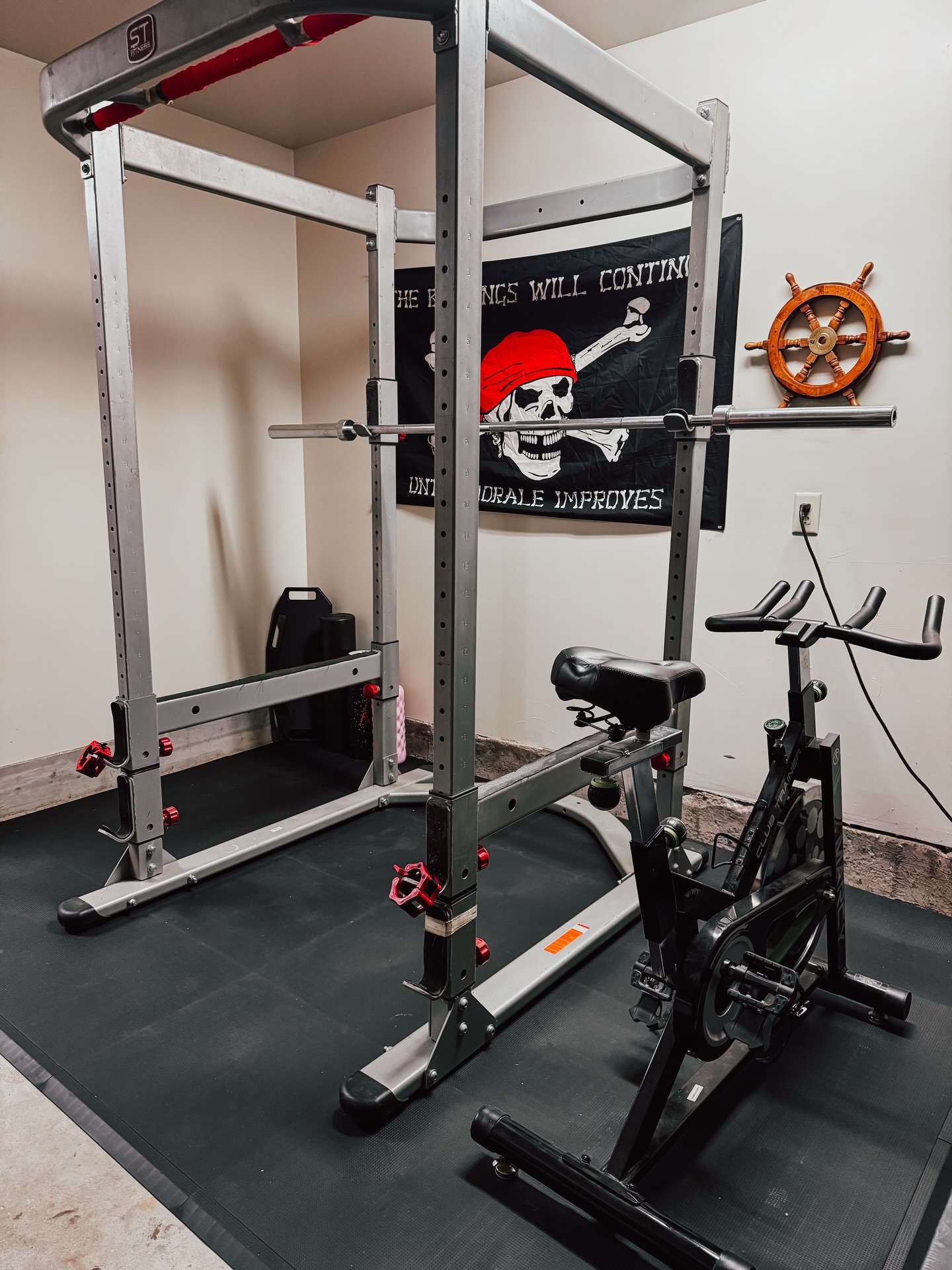 BaseLayer Facebook ad: Tired of gym mats that trap sweat and…