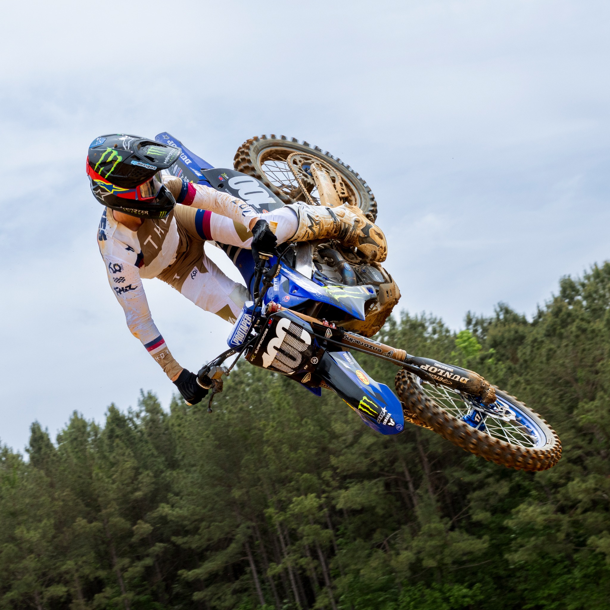 MXstore Facebook ad