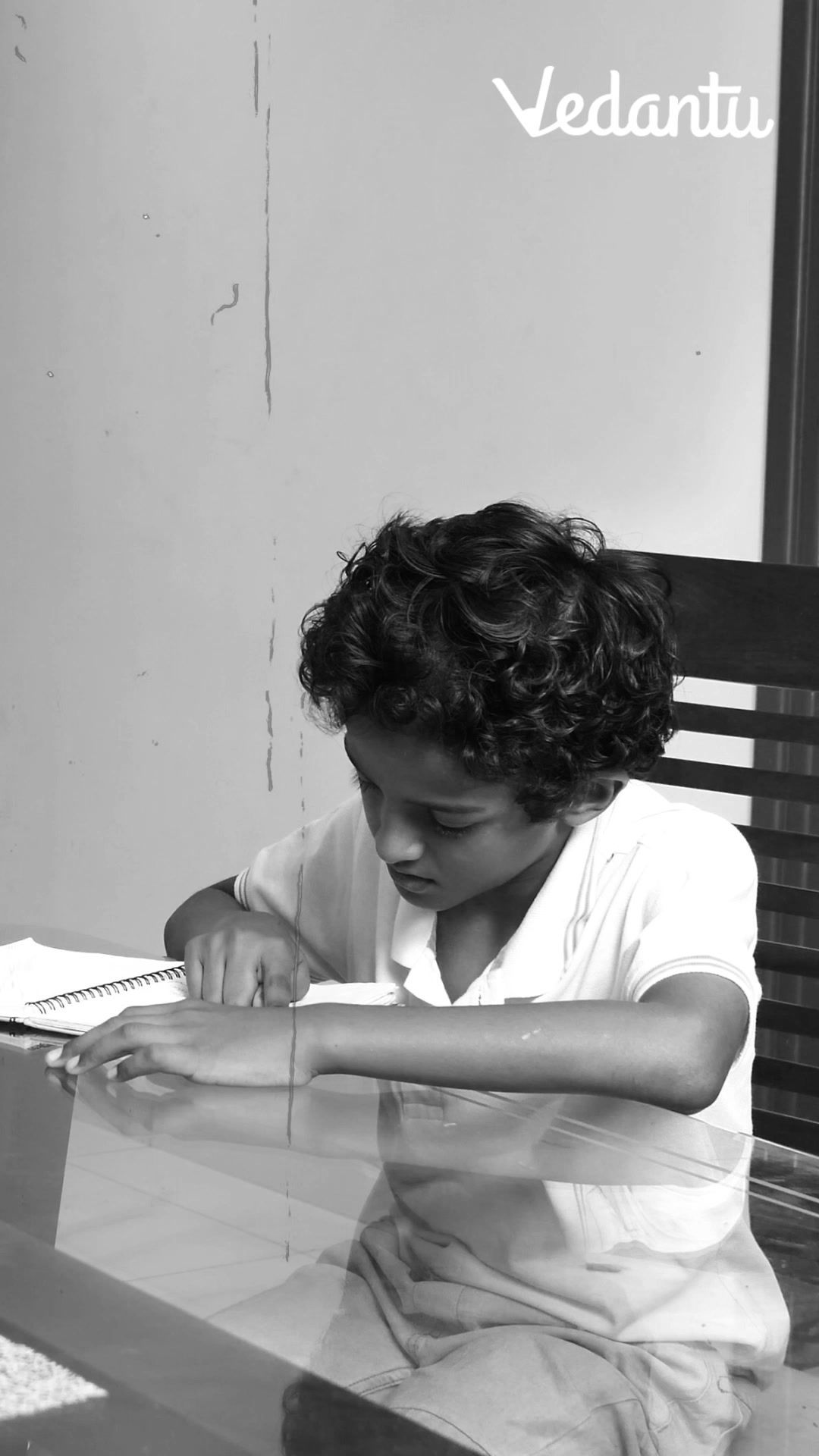 Vedantu SuperKids Facebook ad: Start today and transform their reading journey