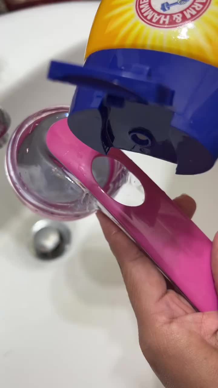 Etercitenal.NA34 Facebook ad: New 2 in 1 Pet Bath and Grooming Brush