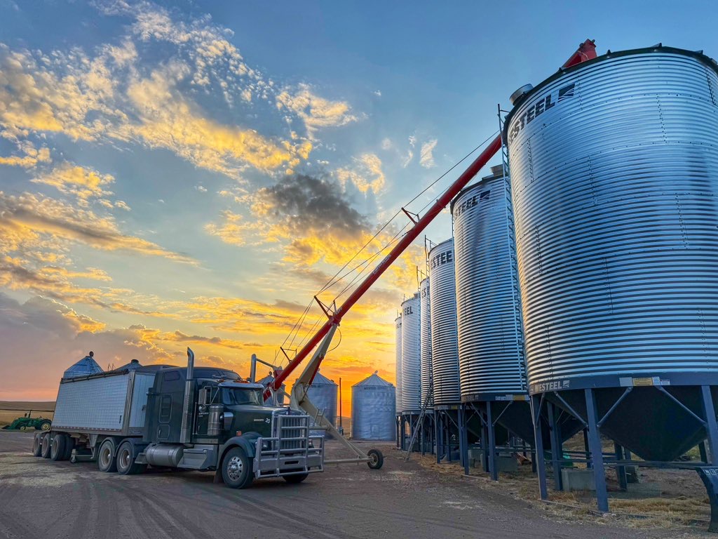Calidon Leasing Facebook ad: Looking For Agricultural Equipment Leasing Solutions?