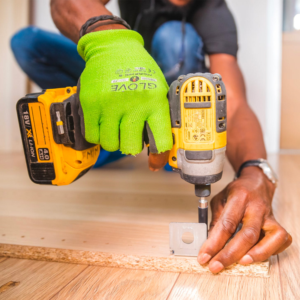 Daily Woodworking Facebook ad: Idiot-Proof Woodworking Plans