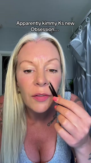 Dr.Melaxin UK Facebook ad: [Up to 74% OFF] Collagen Boosting 5-Step Set