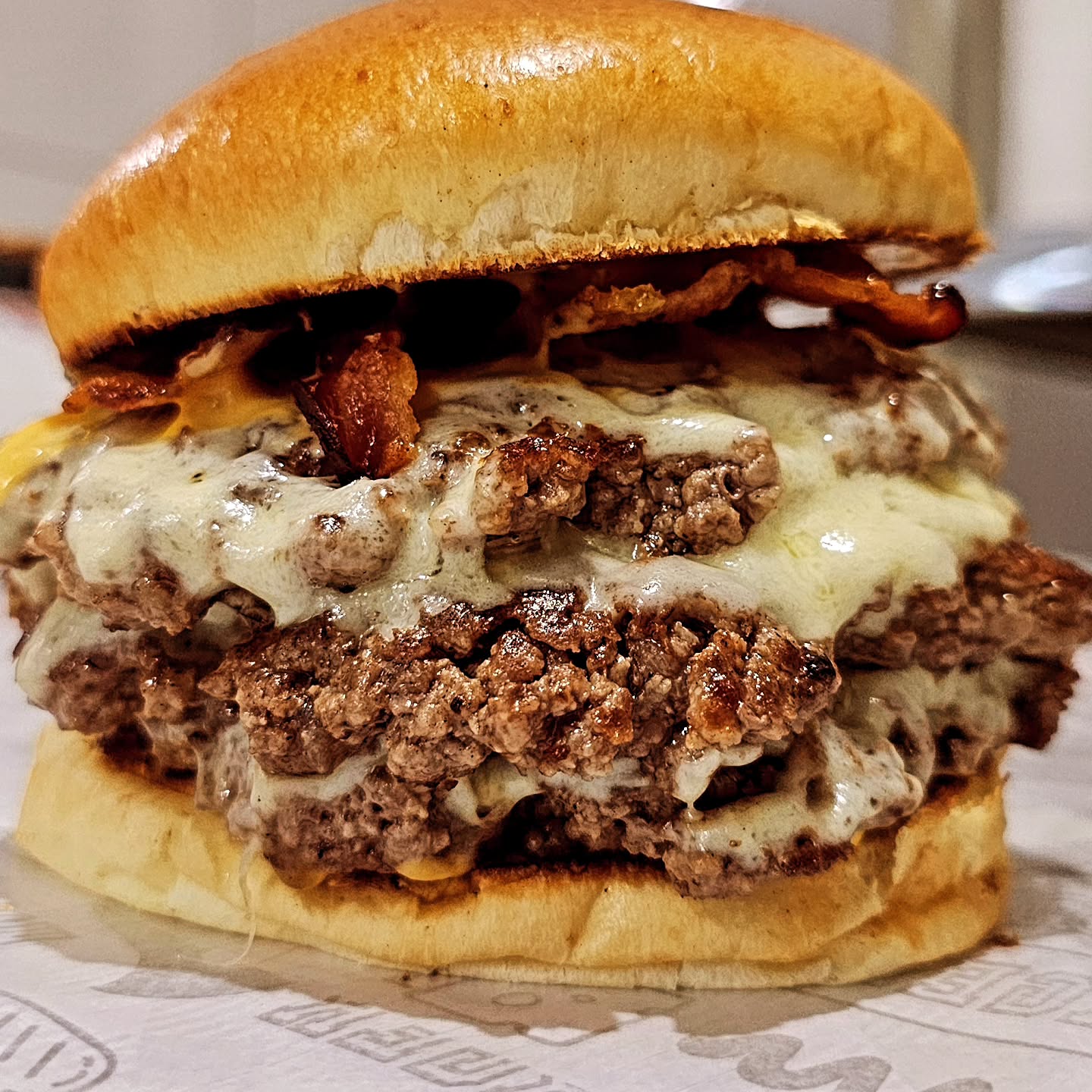 Myths's Burger & Chickens Facebook ad