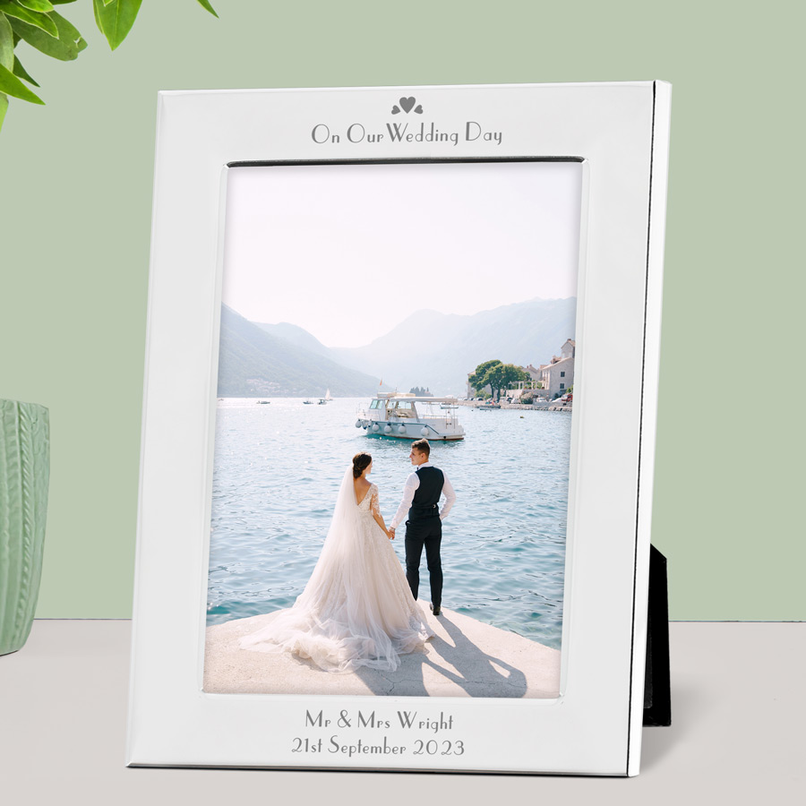 Personalised Gifts Shop Facebook ad