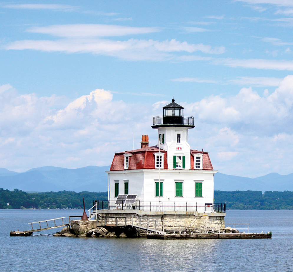 Hudson River Cruises & Events Facebook ad: Cruises Starting May, 2026. Hudson River Cruises