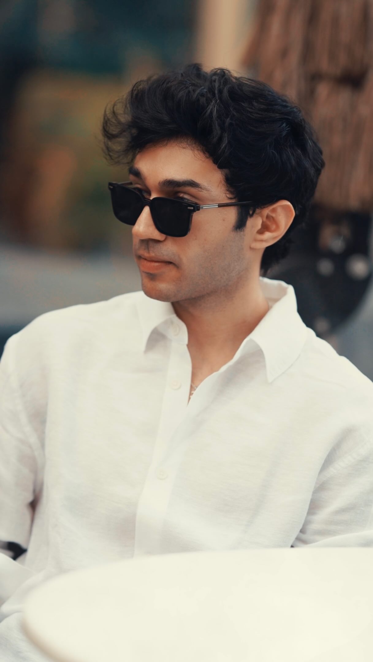 John Jacobs Eyewear Facebook ad: Go from prescription glasses to sunglasses in seconds…
